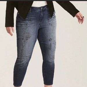 Torrid Girlfriend Graffiti Jeans